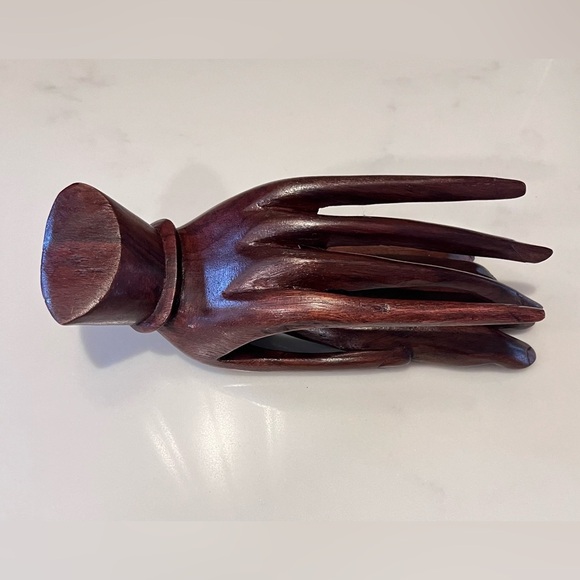 Vintage HandCarved Wooden Sculpture + Intricate Details in a unique hand shape - Picture 7 of 13